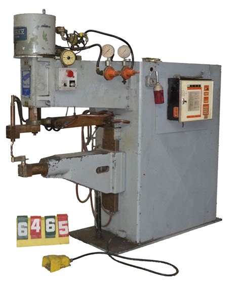 resistance spot welding machine